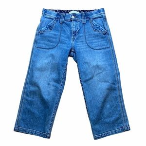 Levi’s Women’s Cropped Jean 8